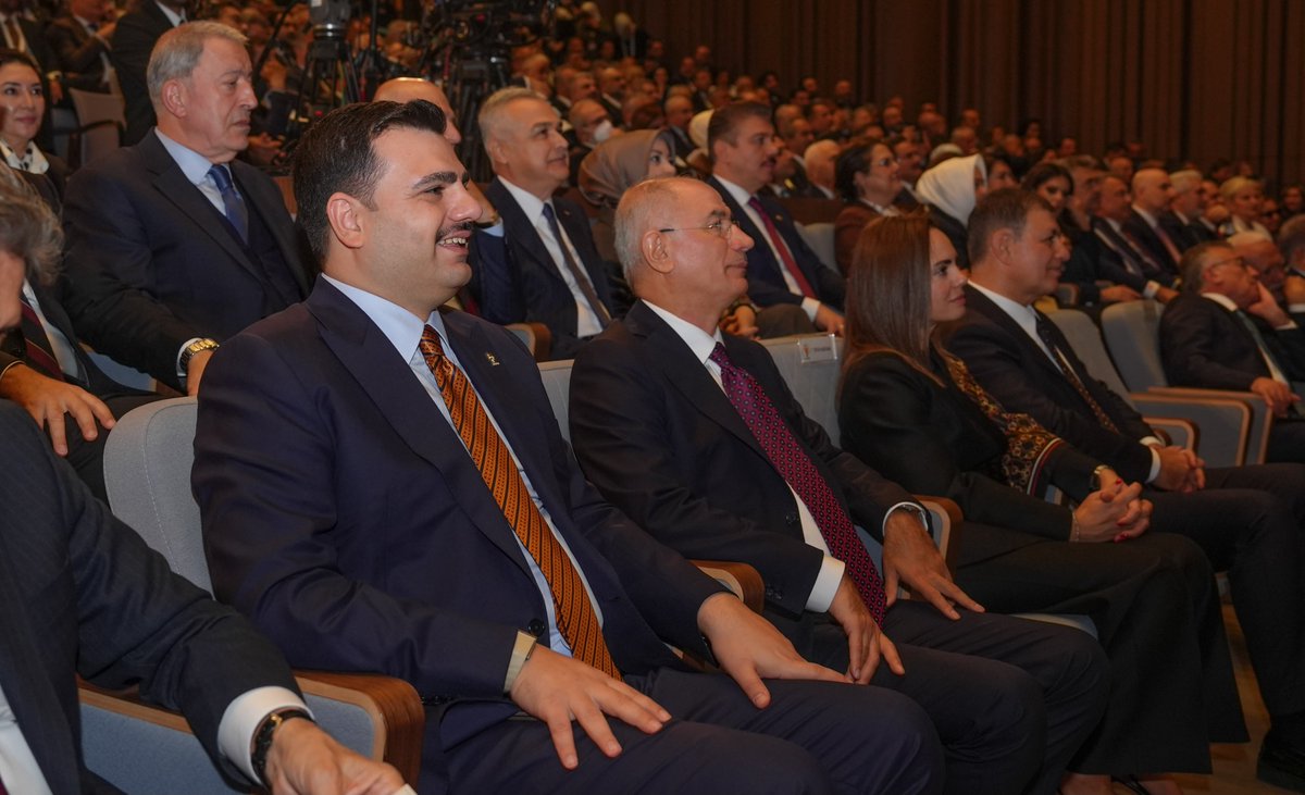 eyupkadirinan's tweet photo. Vakit İzmir Vakti https://t.co/nWupiwcsNT