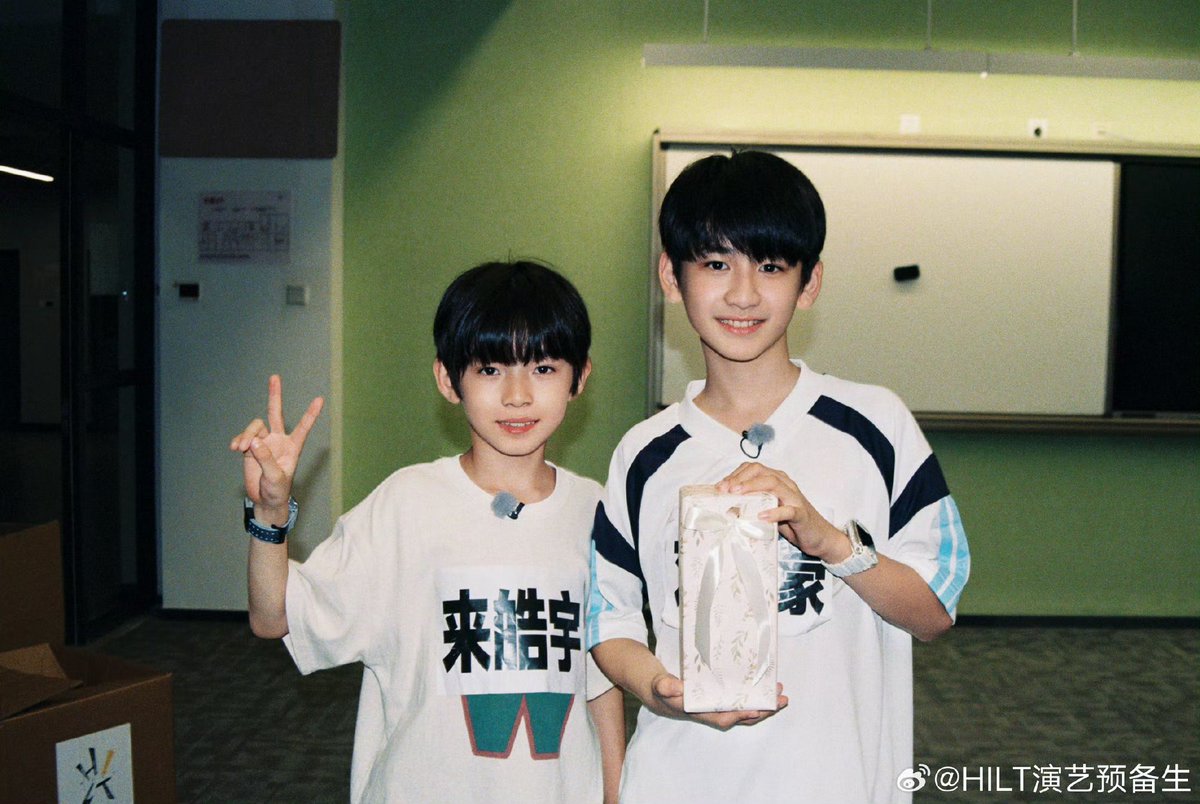jialijiajia_'s tweet photo. พวกเด็กตัวจิ๋วนี่น่ารักกันจริง ๆ ทฟ.ไม่มีคอนเท้นช่วงนี้โดนเด็ก ๆ พวกนี้ตกอย่างหนักเลย 🤍🤲🏻 https://t.co/fYPx4sKUbg