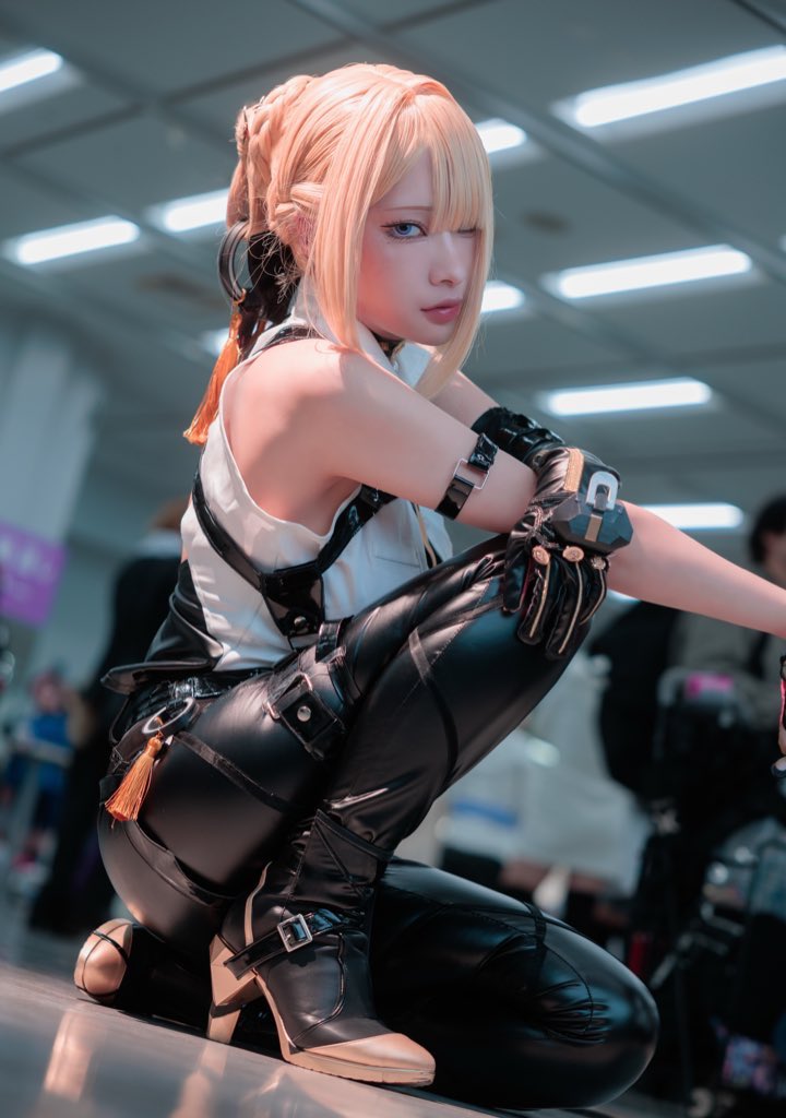 caL__zzz's tweet photo. イヴリン 𝖧𝖺𝗉𝗉𝗒 𝖡𝗂𝗋𝗍𝗁𝖽𝖺𝗒 ②
護衛Ver. https://t.co/uuLVrbbgg4