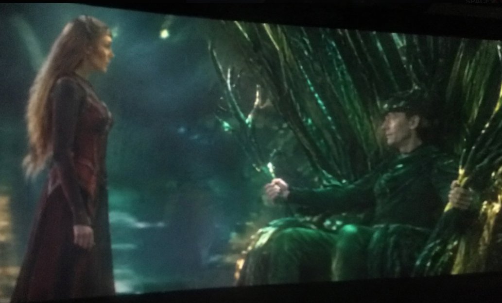 BuzzCrave_'s tweet photo. First look at Scarlet Witch (Elizabeth Olsen) confronting Loki as she attempts to take his powers in ‘AVENGERS: DOOMSDAY’.

[Source: @RmanAndre2] https://t.co/hEGJuvNRdc