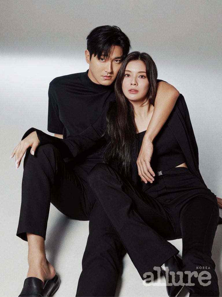 about_siwon's tweet photo. Actress Lee Sunbin talked about SIWON's special appearance and their chemistry in her upcoming movie "Ugly Duckling Ms. Maeng 수능, 출제의 비밀" at the screening and guest discussion of the movie at the 31st Busan International Film Festival (BIFF)

She said, “We filmed this after finishing Season 2 of Work Later, Drink Now, so it felt like we were still filming Work Later, Drink Now. I was very comfortable in the scenes with CHOI SIWON sunbaenim.”

She continued, “He looks really cool in the film. There’s a behind-the-scenes story: he appears wearing sunglasses. He thought that if he kept his eyes hidden, the audience wouldn’t realize it was him. So he stuck with that throughout the filming.”

“But when I watched the movie today, I knew it was CHOI SIWON the moment he appeared. I had tried to stay immersed and maintain that illusion, but since it didn’t work, seeing him brought back memories of filming, which made it really funny,” she added.

She also said, “It felt very familiar, I could rely on him a lot, and I was happy to see him again. He has the charisma and comedic presence that many viewers can feel from CHOI SIWON. Even though his eyes were hidden behind sunglasses, people laughed a lot just because of his physical presence.”

“I think that shows the power that CHOI SIWON sunbaenim has as an actor. Watching it now, I was really happy to see him again, and our chemistry was, needless to say, great,” she expressed.

Ugly Duckling Ms. Maeng will be released in South Korea on October 28, 2026 

🔗https://t.co/hywfK0mFrg

#수능출제의비밀 #UglyDucklingMsMaeng
#시원 #SIWON #최시원 #CHOISIWON 
@siwonchoi