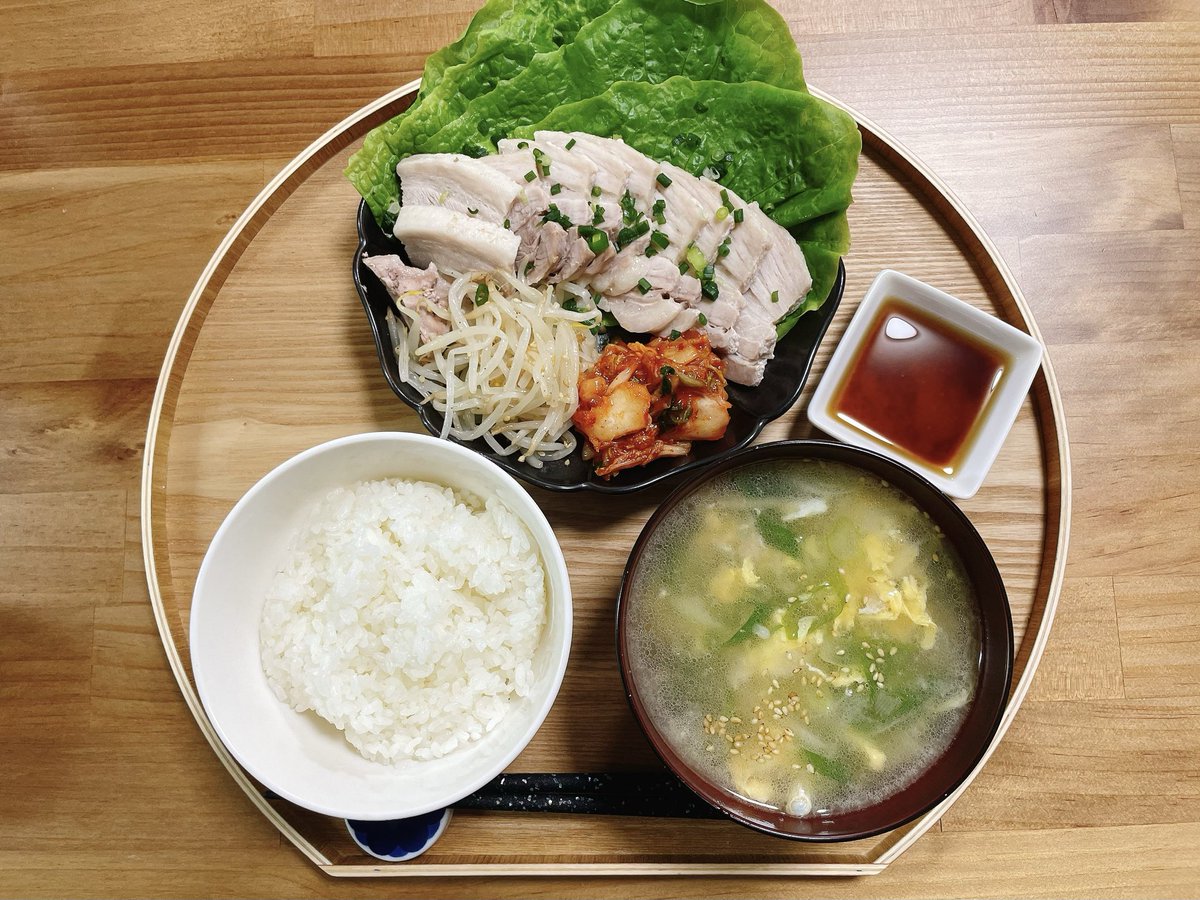 Livlymsy's tweet photo. ポッサム🐷 https://t.co/Mxo3iH3Phc
