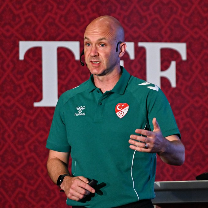 tv100's tweet photo. Bu hafta oynanacak Süper Lig maçlarının hakem atamalarını Anthony Taylor yapacak. https://t.co/zhdF0FfRXM
