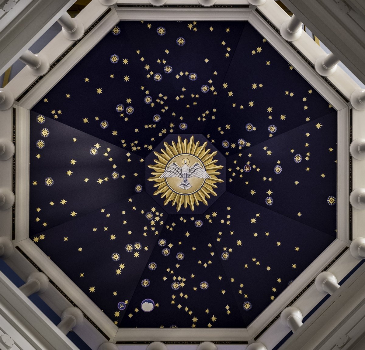 dlongenecker1's tweet photo. The ceiling of the baldacchino in the new Our Lady of the Rosary in Greenville, SC portrays the night sky over the Bay of Lepanto on Oct 7, 1571 https://t.co/NqI5HTtFyU