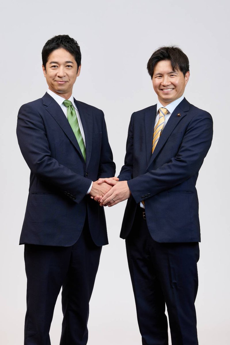 kakutakazuho's tweet photo. この度、次期東村山市議会議員選挙に挑戦する決意を固め、日本維新の会に公認を頂くこととなりました。

3年半前に初当選をしてから、様々な経験をしていく中で、それまで見えなかった課題も見えてきました。確実に今の方が解像度高く活動することができています。
市議会議員の仕事は市民の方のご意見を伺い、行政に届けること、そして行政を監視することだと考えています。この間、様々な取り組みにより、行財政改革、シェアリングエコノミー、官民連携、子育て支援などを進めることができました。

一方で正直に自身のキャリアを考えると、また市議会議員選挙に挑戦するかということは非常に悩みました。29歳で初当選した際は、まだ独身で子どももおらず、今とは明らかに状況が違いました。私は地元で事業もやっています。ずっと大切にしている想いは、6年前に東村山市に帰ってきてからなにも変わっておらず、まちのためになにができるか、盛り上げるためにはなにをするべきか、次の世代になにを残せるかを常に考えています。
その選択肢として市議会議員になり、事業を続け、官民両面から東村山のために、活動を続けてきました。しかしながら、議員であるからやりづらくなることが意外と多く、時折障壁となっていることもあります。そのメリットデメリットを照らし合わせ、多くの方に相談をさせていただいたところ、もう一度チャレンジしたほうがいいという後押しをたくさん頂きました。本当にありがたいことです。そういった後押しもあり、再度挑戦することを決意いたしました。

まずは、残りの任期をしっかりとやり切り、4年間を全うします。そして、次の期で実現したいことも具体化してきましたので、市民のみなさんにしっかりとお伝えできるように引き続き活動をしていきます。