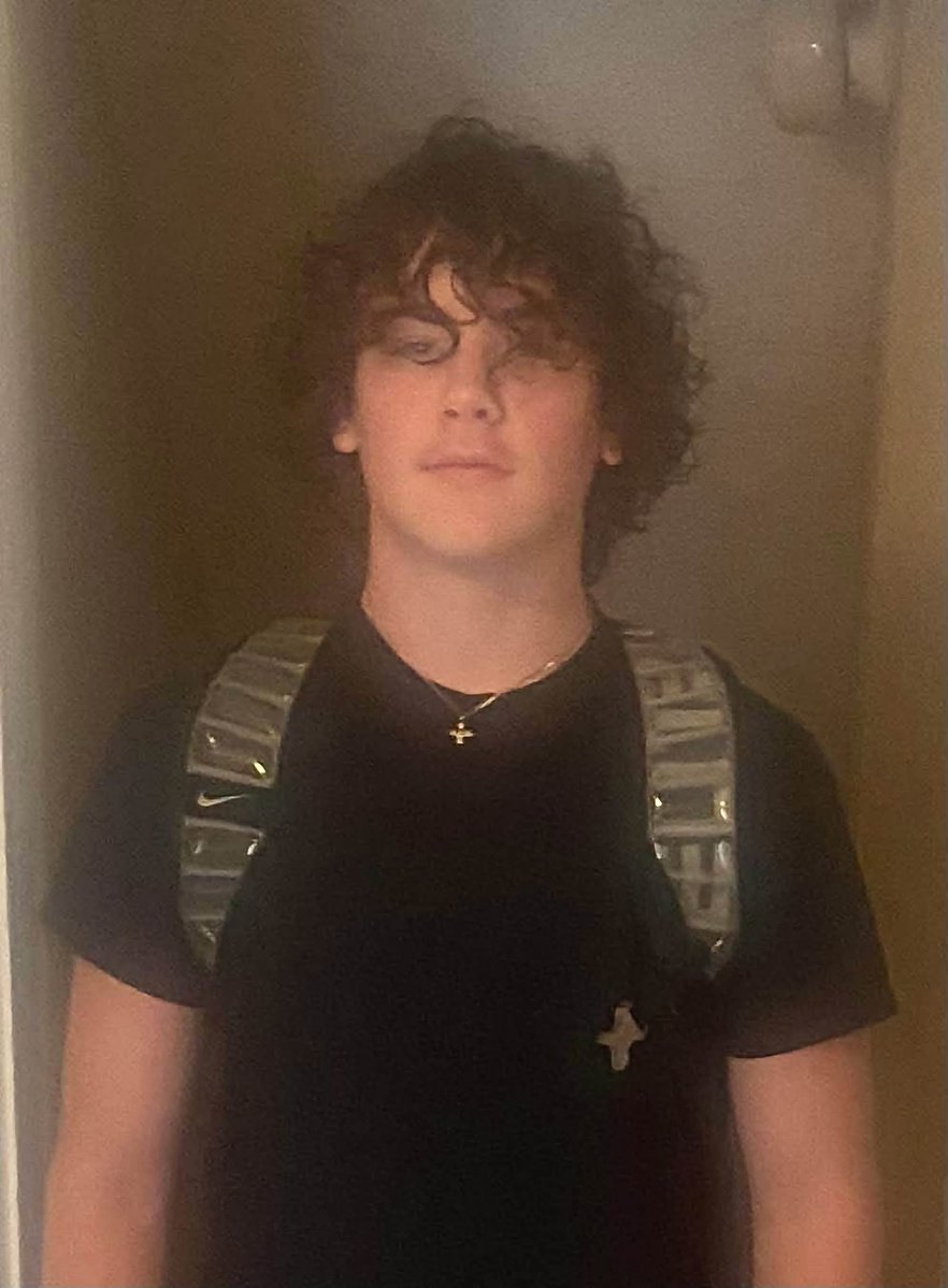 EditsByTaylor's tweet photo. This is my younger cousin, Hayden Allen of Kettering, OH. He's 17 years old. He went missing earlier this week.

Latest info - he was dropped off near 2317 Chickasaw Drive by UC campus and hasn't been seen or heard from since. Please help us find him by sharing! Thank you! https://t.co/tbs8u3hobq