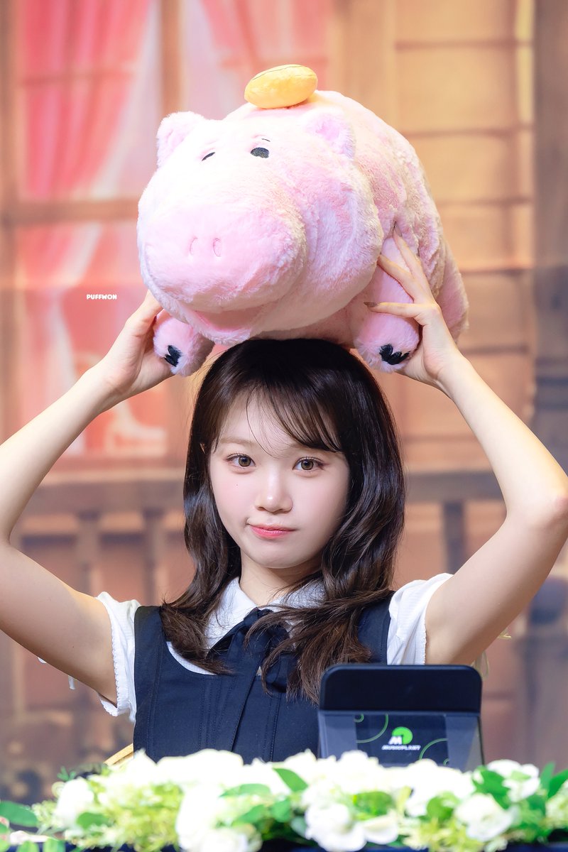 PUFFWON27's tweet photo. 20260722
MUSICPLANT OFFLINE FANSIGN
💰💰💰
#르세라핌 #LE_SSERAFIM
#김채원  #KIMCHAEWON https://t.co/wyfI222oHo