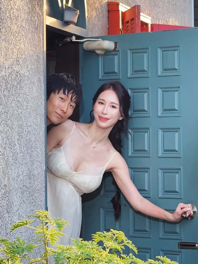 Yaoziggg's tweet photo. 又被童帝结城吃上好的了，和辛尤里合拍，打完晨炮月经就来了，这么神奇？ https://t.co/8fvxKp8Zgw