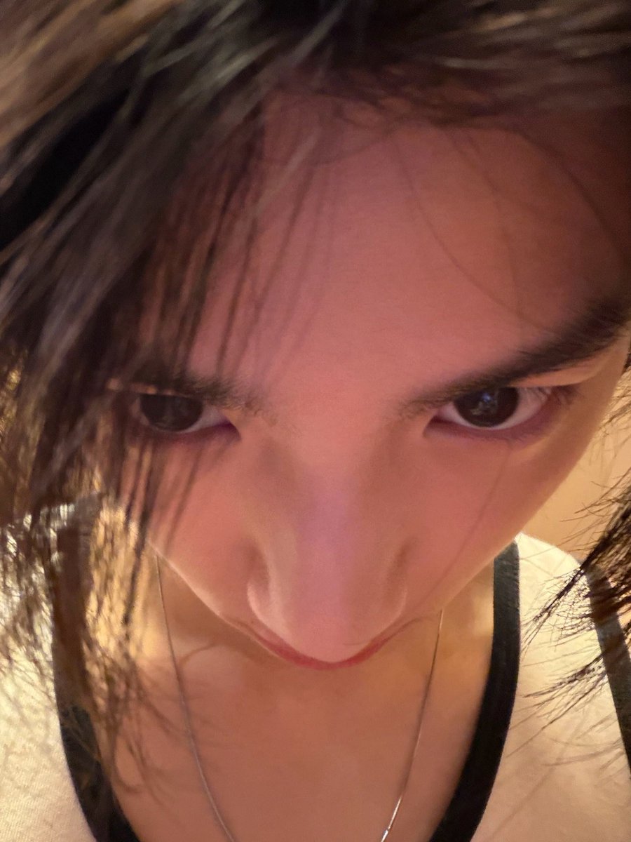 d08ight's tweet photo. 🐢 “for the girlies?”
🦒 “if it's for the girls”

IF?? 🤔 langsung sebut aja ed buat jju gitu https://t.co/EWvTwM9Lk2