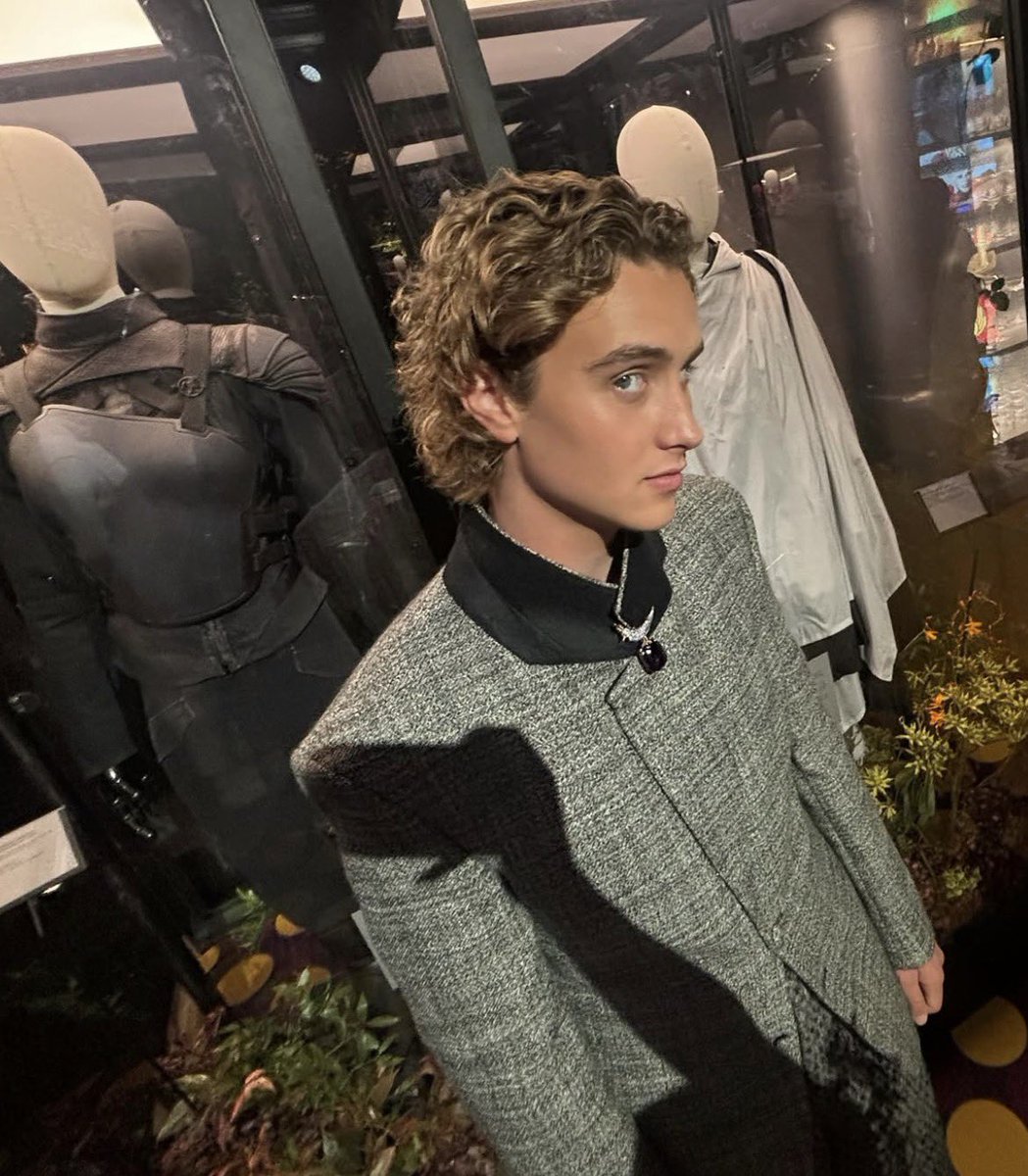 FilmUpdates's tweet photo. Joseph Zada shots by Mckenna Grace in Paris. https://t.co/MKKtT1lXKV