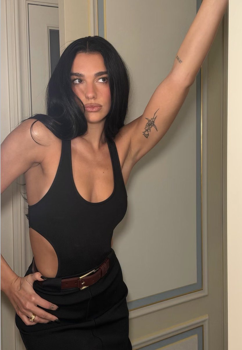 tkowdeluxe's tweet photo. dua looking more n more gorgeous everyday https://t.co/iUZj5HYVyr