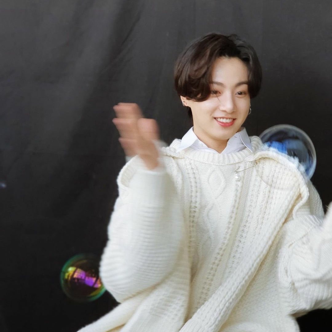 vantaeblush's tweet photo. babykoo https://t.co/RsRJwhPPTy