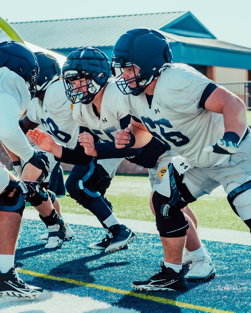 KentStFootball's tweet photo. 𝗠𝗔𝗖 𝗣𝗹𝗮𝘆 𝗰𝗼𝗻𝘁𝗶𝗻𝘂𝗲𝘀 𝘁𝗵𝗶𝘀 𝗦𝗮𝘁𝘂𝗿𝗱𝗮𝘆 𝗶𝗻 𝗞𝗮𝗹𝗮𝗺𝗮𝘇𝗼𝗼 ⚡️

#GoFlashes⚡️ | #HAB1TS ⚡️ https://t.co/M9ZztJDkwf