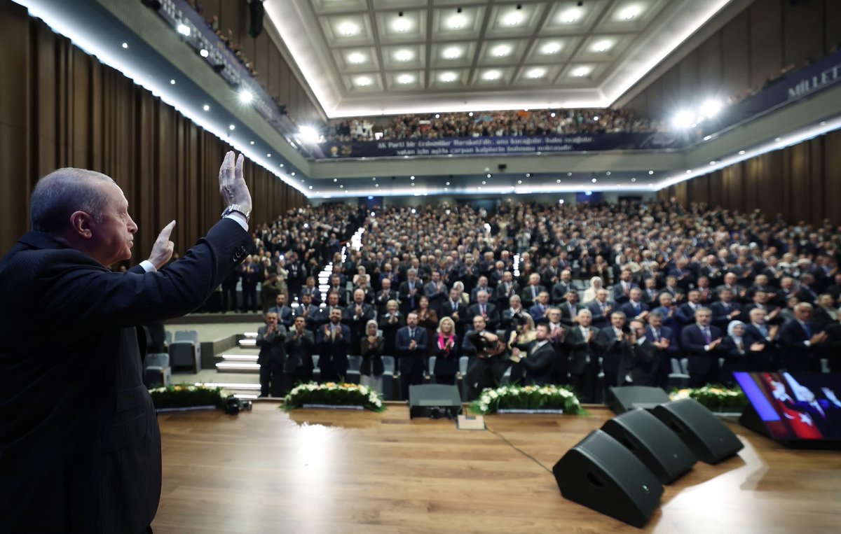 y_konal's tweet photo. 📍AK Parti Genel Merkezi 

Genel Başkanımız ve Cumhurbaşkanımız Sayın Recep Tayyip Erdoğan’ın teşrifleriyle gerçekleştirilen Yasama Yılı Açılış Toplantısı’na katıldık. 

Türkiye Yüzyılı hedeflerimize; yenilenmiş teşkilatımız, güçlü dava bilincimiz ve sarsılmaz birlikteliğimizle daha kararlı yürüyeceğiz.

Allah birliğimizi, beraberliğimizi, kardeşliğimizi daim eylesin.