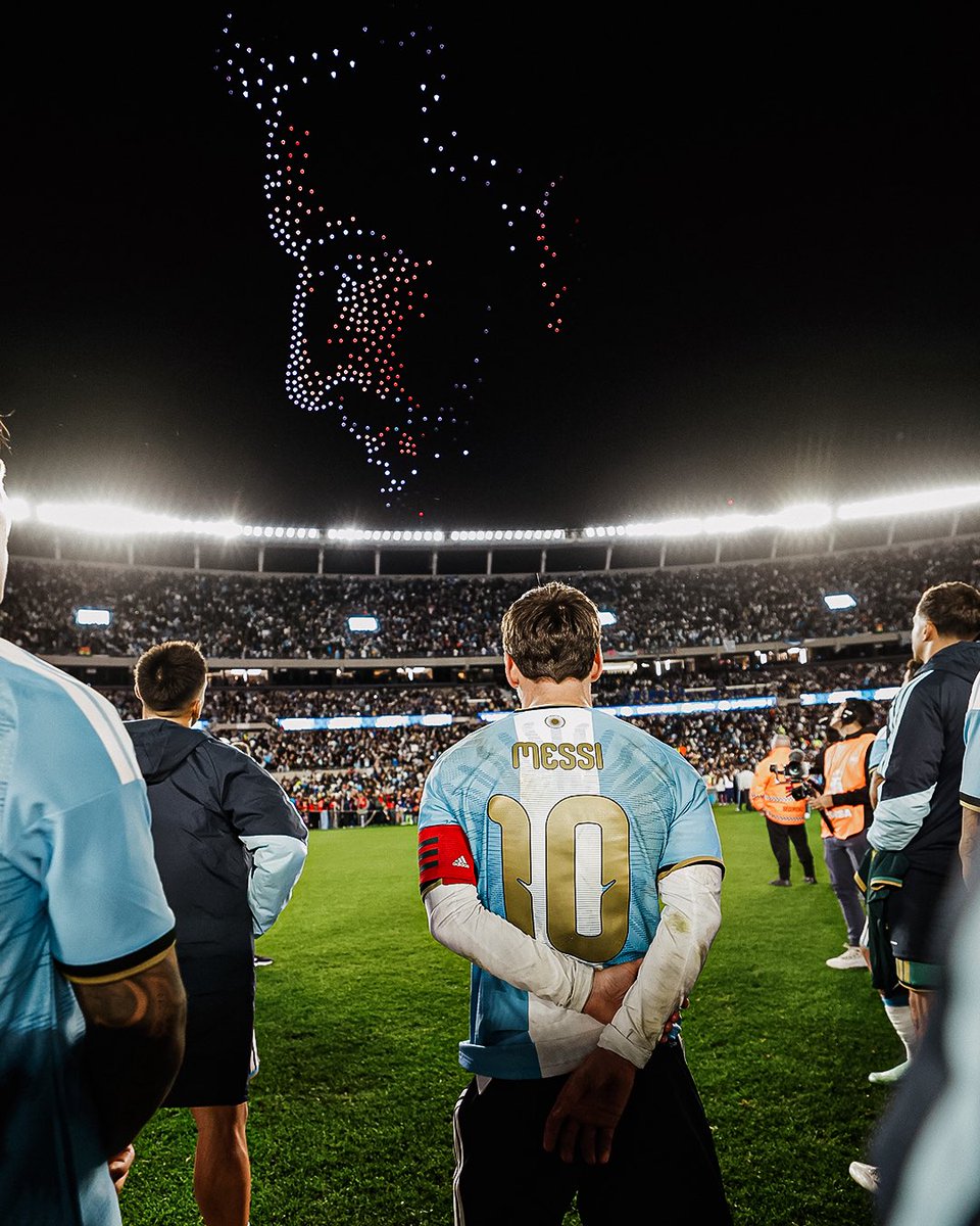 SportsRollo's tweet photo. 🚨🚨🚨NEW ARTICLE🚨🚨🚨

THE LAST DANCE: LIONEL MESSI SAYS GOODBYE TO INTERNATIONAL FOOTBALL WITH ONE FINAL MASTERCLASS 

More on @Canes_Wear ⬇️⬇️

https://t.co/PQPjZO0TLe https://t.co/NC9gkzetuL