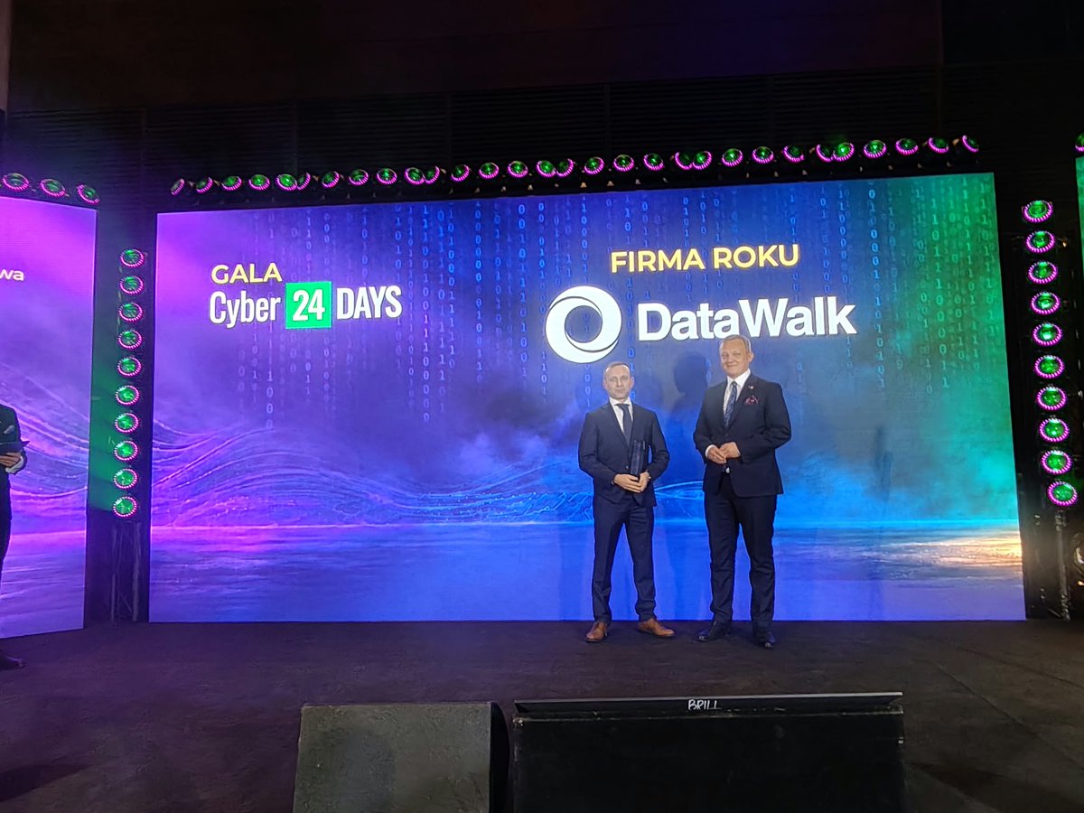Cyber24DAYS's tweet photo. 🏆 @DataWalk odebrała nagrodę Filary Cyberbezpieczeństwa 2026 w kategorii Firma Roku.

Za innowacyjność i technologie, które pomagają zamieniać dane w wiedzę i działanie.

Nagrody wręczono podczas pierwszego dnia #Cyber24Days.

Więcej na https://t.co/OLvrSXxMPz oraz na https://t.co/bxCl4YPXZR