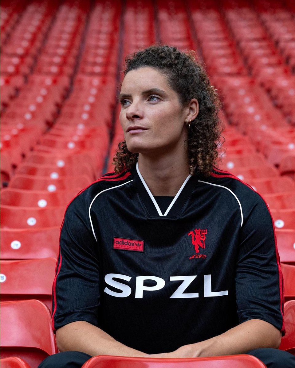 ManUtdWomen's tweet photo. Looking good, Dom ❤️‍🔥

Explore our 🆕 United x @adidasFootball SPZL collection ⚫️ https://t.co/phjFAJcTdc https://t.co/lUwkhxbwkY