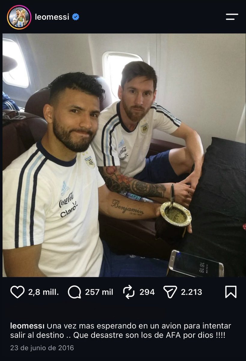 corazonenpez's tweet photo. Esto era AFA antes de Tapia, hoy se esta comiendo una opereta gigante y seguro cuando vean esta foto se va a llenar de troll pateando que lo único que hacen es darle visibilidad a lo mal que estabamos antes. https://t.co/SIStqBaWrU