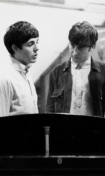 BeatlesArchive2 tweet picture