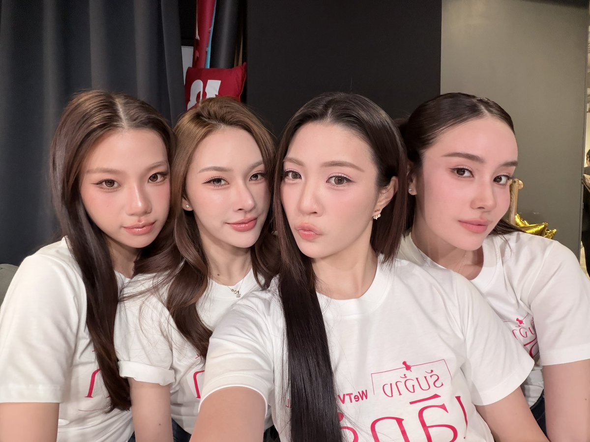 ginnynatnicha's tweet photo. วันเสาร์นี้เรามีนัดกดบัตรกันน แล้วมาหาพวกเรากันนะคะะ อยากเจออออ🤏🏻❤️

#รับจ้างเลิกรัก #LoveOnHireTheSeries https://t.co/NdYMSVzPlR