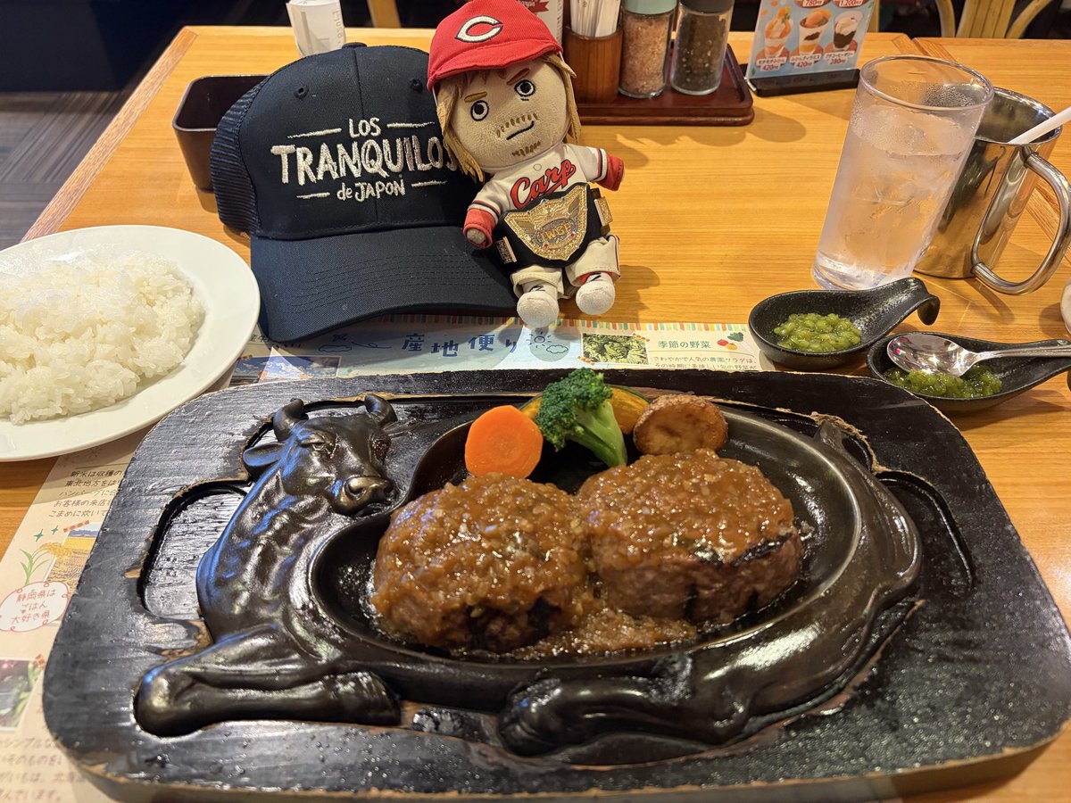 bonaxons's tweet photo. そいえば今日で1年だった🫨

とりあえず休みてぇ…🫠 https://t.co/vQy0QgHwN1