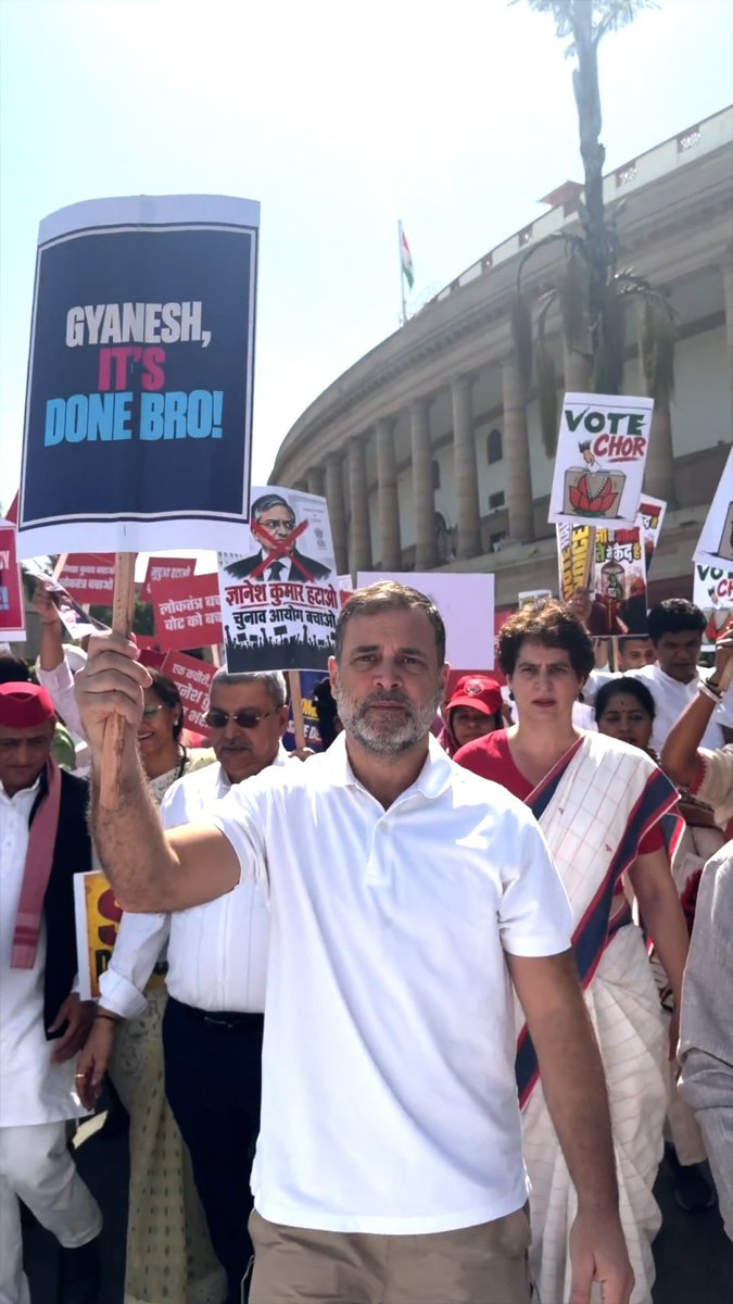 siddaramaiah's tweet photo. I strongly condemn the disgraceful manhandling and detention of the Leader of Opposition Shri @RahulGandhi, Smt. @priyankagandhi and other Congress and Opposition leaders by the Delhi Police near Jantar Mantar today.

The manner in which Smt. Priyanka Gandhi was dragged and manhandled by the police is deeply disturbing. The manhandling of other women leaders alongside her makes these scenes even more shameful and unacceptable in a democracy.

The Delhi Police functions under Amit Shah’s Union Home Ministry and the Modi Government. The political responsibility for such police action rests with the government in power.

For two consecutive days, Opposition leaders have been stopped while demanding answers from the Election Commission over SIR, electoral-roll irregularities and “vote chori”.

These questions concern the very foundation of our democracy. They deserve transparency and answers - not barricades, force and detention. The Election Commission must address these concerns openly and restore public confidence in the electoral process.

Mr. @narendramodi, the more you try to suppress the dissent, the more we grow. We will not rest until justice is done.

@INCIndia