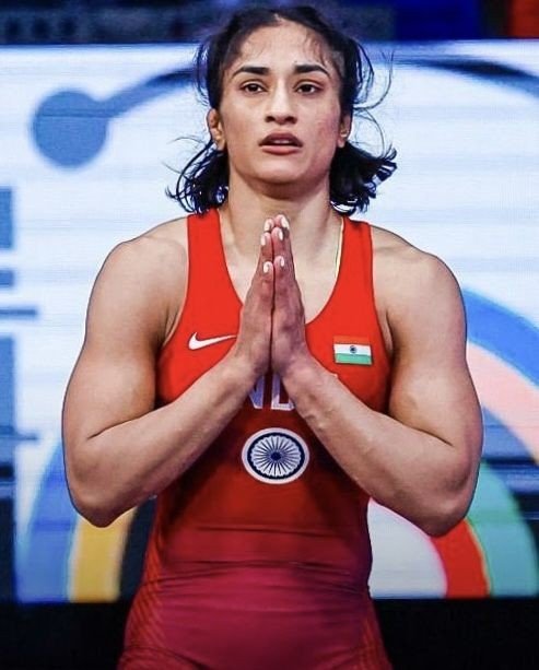 RajuValmikiN's tweet photo. जब विनेश फौगाट ने बृजभूषण सिंह पर यौन शोषण के आरोप लगाए तो सारे अम्बेडकरवादी विनेश के साथ खड़ थे।

वही आरोप जब चंद्रशेखर रावण पर रोहिणी घावरी ने लगाए तो सारे आंबेडकरवादी चुप है।

इसके दो ही कारण हो सकते है।
1️⃣ रोहिणी घावरी वाल्मीकि समाज से है। इसीलिए कोई अंबेडकरवादी उसका साथ नहीं दे रहे।

2️⃣ दूसरा चंद्रशेखर राव उनका बाp इसीहिए आवाज नहीं उठा रहे।