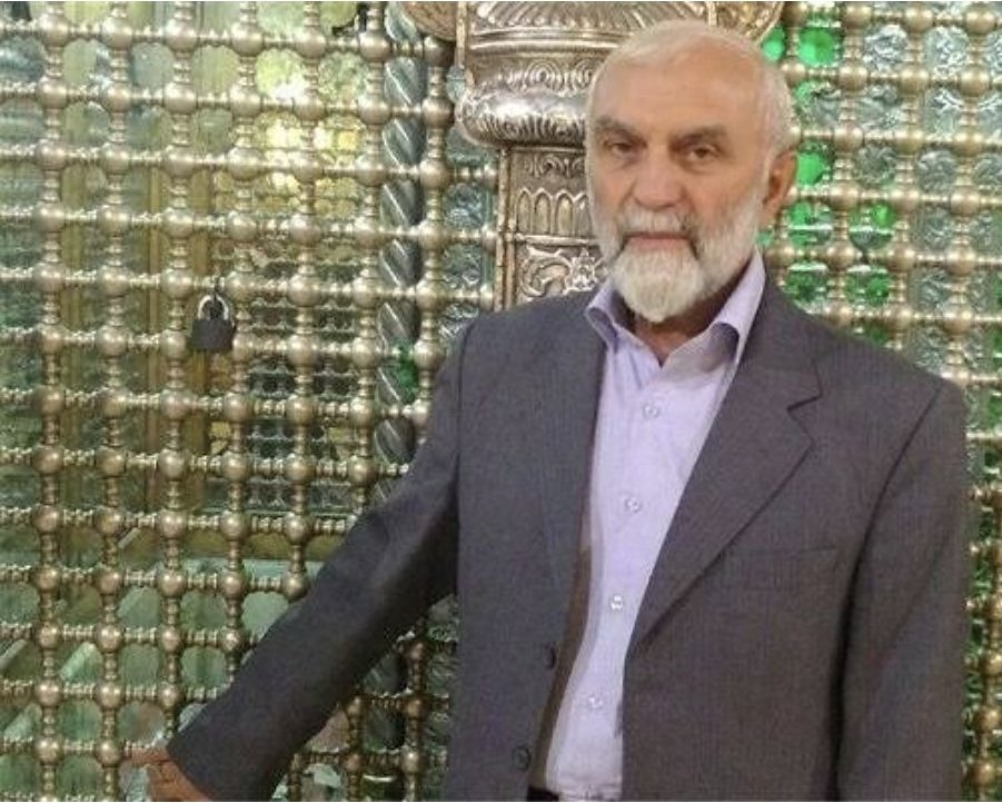maryamrashedy69's tweet photo. حاج حسین همدانی از فرماندهان برجسته دفاع مقدس و جبهه مقاومت بود؛ مردی که شجاعت و فداکاری را تا آخرین لحظه در میدان نشان داد. سالروز شهادت این سردار شهید، فرصتی برای پاسداشت یاد و راه او و شهدای مدافع حرم است.
#حسین_همدانی
 #شهدای_مدافع_حرم https://t.co/U5YPWnqU0f