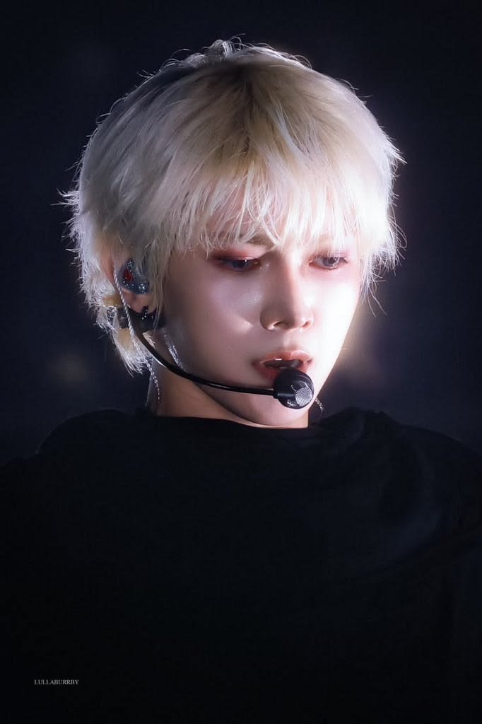 mars_tarock's tweet photo. 무대 위 강여상은 그저 신. https://t.co/7piAz51Xmw