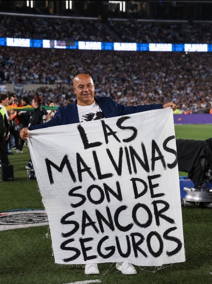 RealChilenoKuma's tweet photo. Sancor Seguros ! 🤭 https://t.co/n2RmImH5yX
