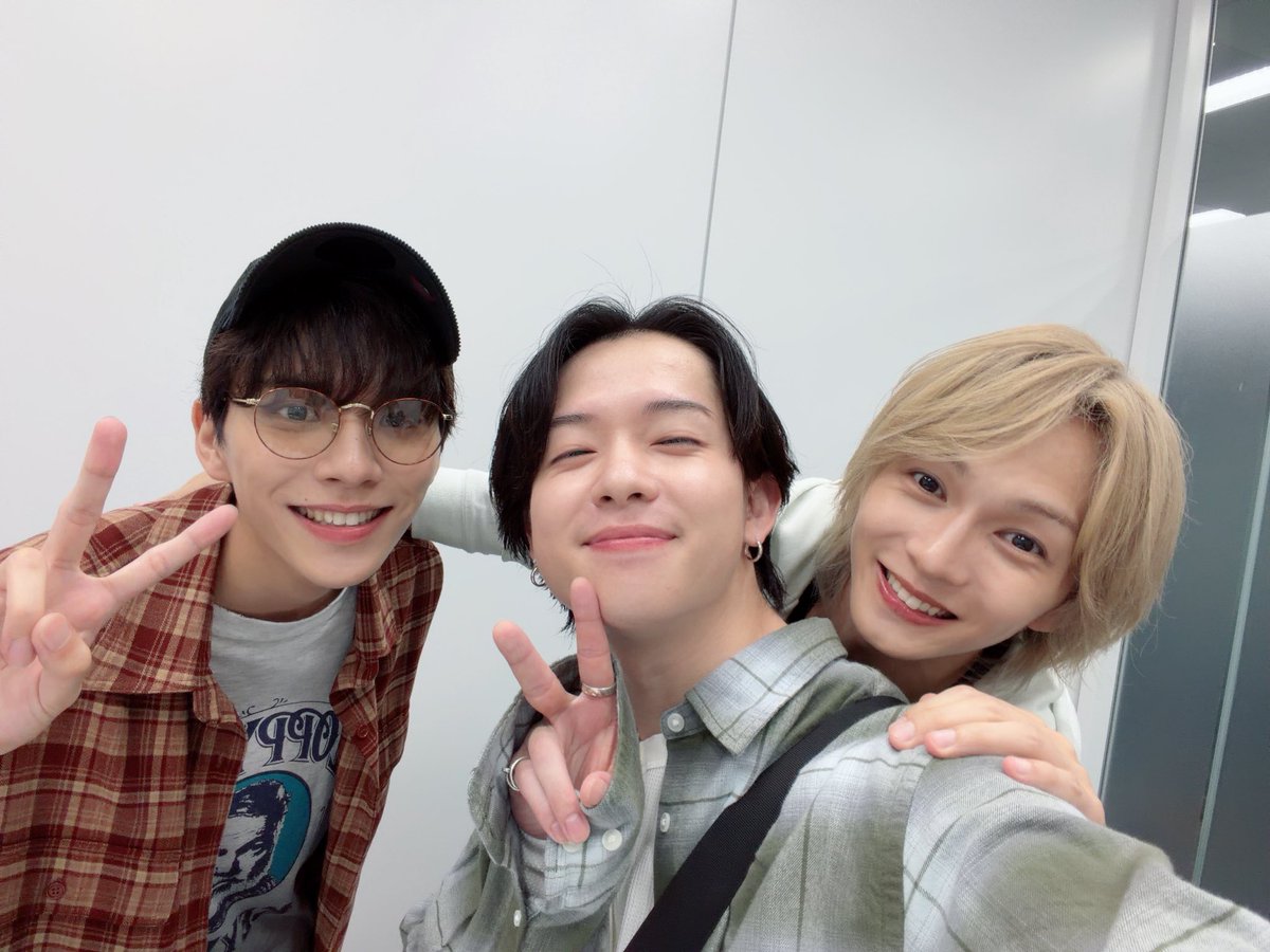 junnicomusic's tweet photo. #にこレベよん 

ご視聴ありがとうございました！！

少し空いて、久しぶりの配信だったけど変わらず楽しかったなぁ〜

ゆうくんにも会えて元気もりもりです💪

ずぅ〜っと仲良いんだろうなぁ🙂‍↕️ https://t.co/FmMTEzyI8G