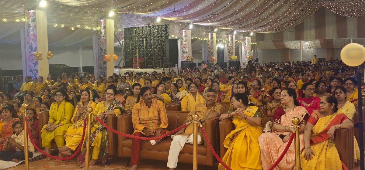 MundaArjun's tweet photo. आज रामगढ़ में स्वर्गीय रामचंद्र रूंगटा जी पावन जी के स्मृति में आयोजित श्रीमद्भागवत कथा में शामिल हुआ। https://t.co/oJ6Yy3vbHa