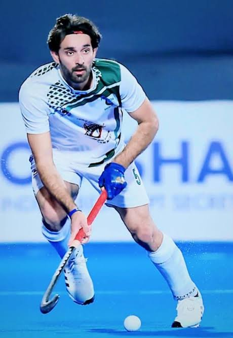 Muneeb313_'s tweet photo. Sufiyan Khan is travelling to Nantes, France, on October 9. He will represent De Nantes Hockey Club in six matches, with his stint running until November 22. https://t.co/OK3a4IU4gd