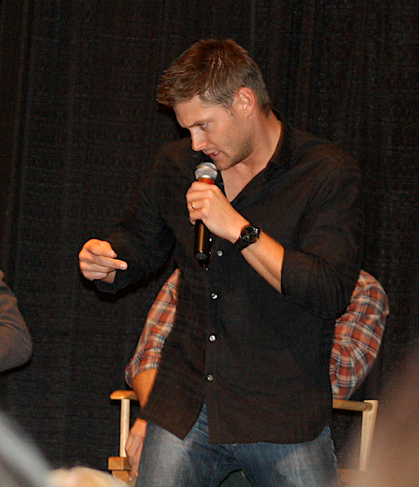 ackles_media's tweet photo. https://t.co/ZNZrJxNhGN