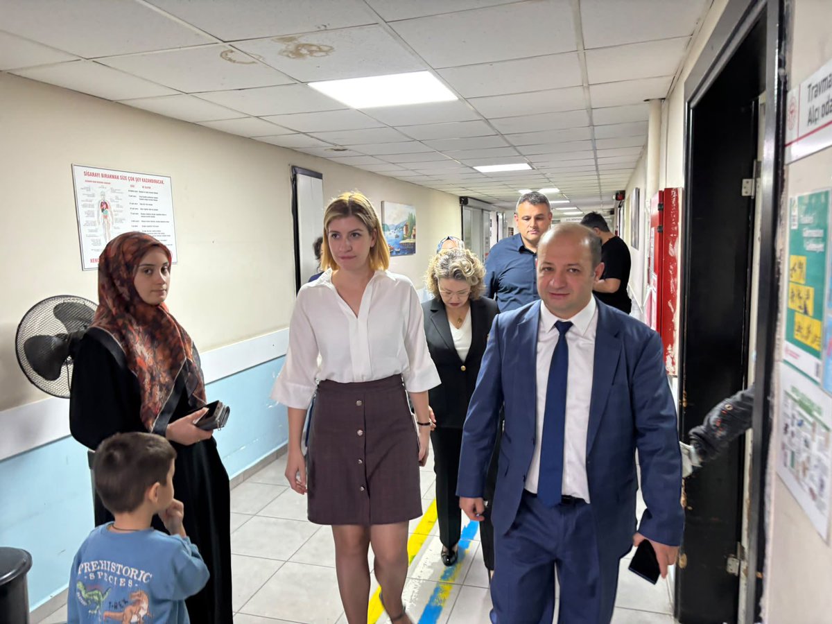 SalihliDevlet's tweet photo. İl Müdürümüz Uzm. Dr. Mehmet Fatih Zeren, saha ziyaretleri kapsamında Salihlideydi. Salihli Devlet Hastanesini ziyaret eden İl Müdürümüz, yürütülen hizmetler hakkında bilgi alarak yapılan çalışmaları yerinde değerlendirdi. https://t.co/wn3fnpQyuo
