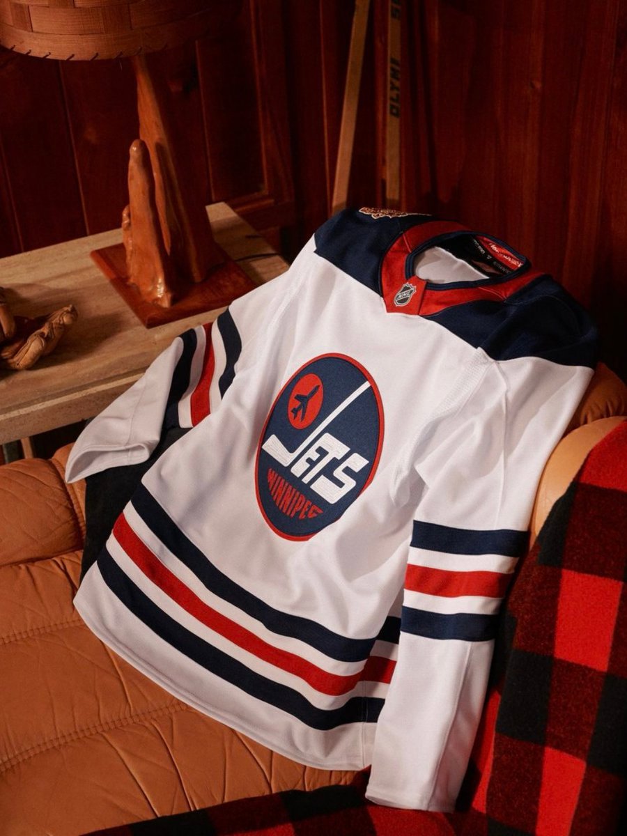 KOSports_tv's tweet photo. Qu'en pensez-vous ?
#kosports #nhl #heritageclassic #lnh #montrealcanadiens https://t.co/BcqEuFCRFi