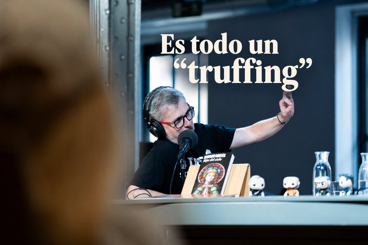 todopoderosos's tweet photo. ¿Os ha quedado claro qué es el “truffing”? A nosotros tampoco.

Pero podemos volver a ver #TPDesiertos e itentar averiguarlo.

Aivox: https://t.co/EpEQkxmFSk
Spoti: https://t.co/pJq8dvXV7C
Apol: https://t.co/1kWockkKr2

Yutub: https://t.co/1SgjIRLTBr

App: https://t.co/RIO2DCRtf6 https://t.co/D5RpY2yWTa