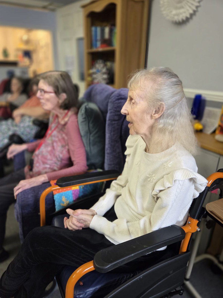 Bristolcarehome's tweet photo. ๐ถ๐ A Wonderful Afternoon of Music at Field House! ๐บโค๏ธ
We had the pleasure of welcoming the lovely Slan to Field House to entertain our residents with a fantastic selection of music. โค๏ธ๐ถ
#FieldHouse #LiveMusic #MusicAndMemories #50sAnd60s #FilmThemes #ResidentsActivities https://t.co/JKfqaIFLnH