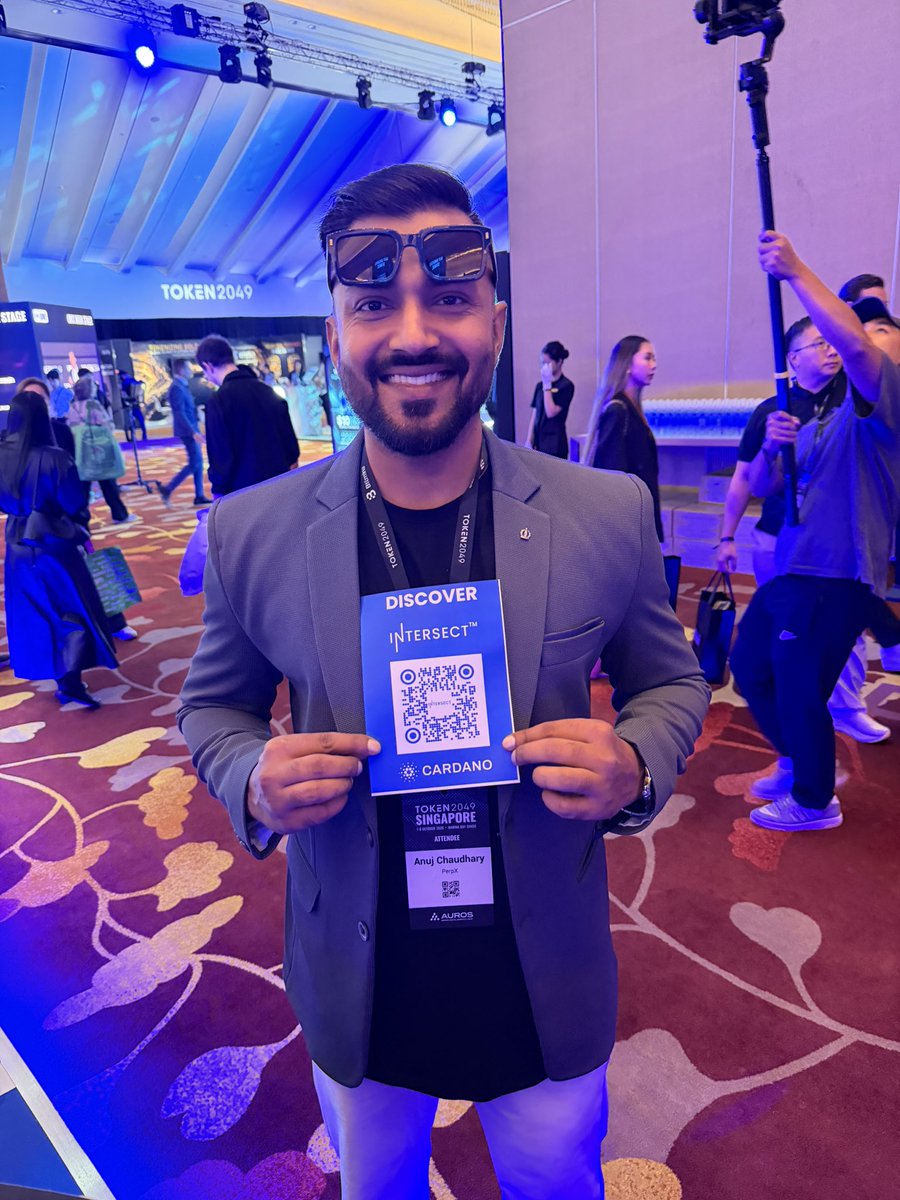 0xnagatoshi's tweet photo. Day 1 of @token2049 done!

The Cardano booth was buzzing! Huge credit to the @Cardano_CF for bringing it to life, as part of the unified events proposal voted on and funded by the Cardano community. 

- @IOHK_Charles blessed the Cardano booth

- @JBriggsLondon connecting with @CertiK and others exploring opportunities for @IntersectMBO 

-@AnujChaudhary25 from the @Intersect_MCC speaking with enterprises and driving potential Intersect onboarding

Great energy. Great conversations. Bring on Day 2!