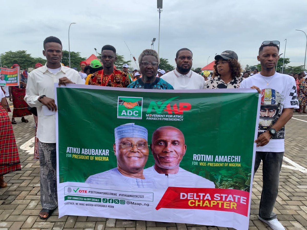 Chigozieialex's tweet photo. The @Maap_NG Delta State coordinator, and some of his state executives were present at Osubi airport this morning to welcome @ChibuikeAmaechi, the ADC Vice Presidential candidate as he kicks off his South South consultation today. https://t.co/hG2XFtCyCc
