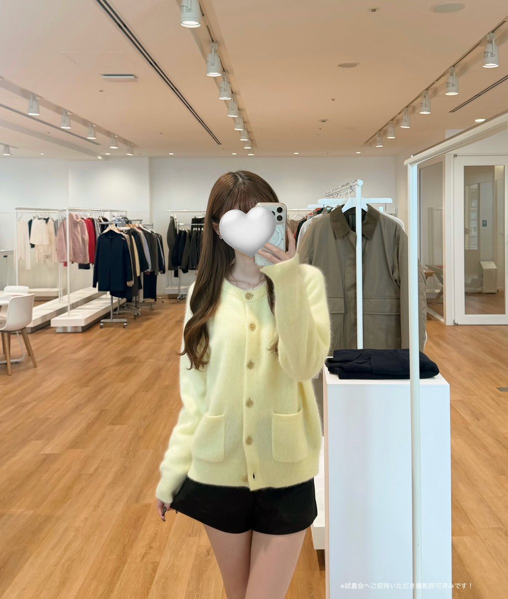 rab_imy's tweet photo. UNIQLO : C の新作カーディガン、ふわふわだしレモンイエローの色味かわいすぎた💛🍋 https://t.co/KdyjAe96KU