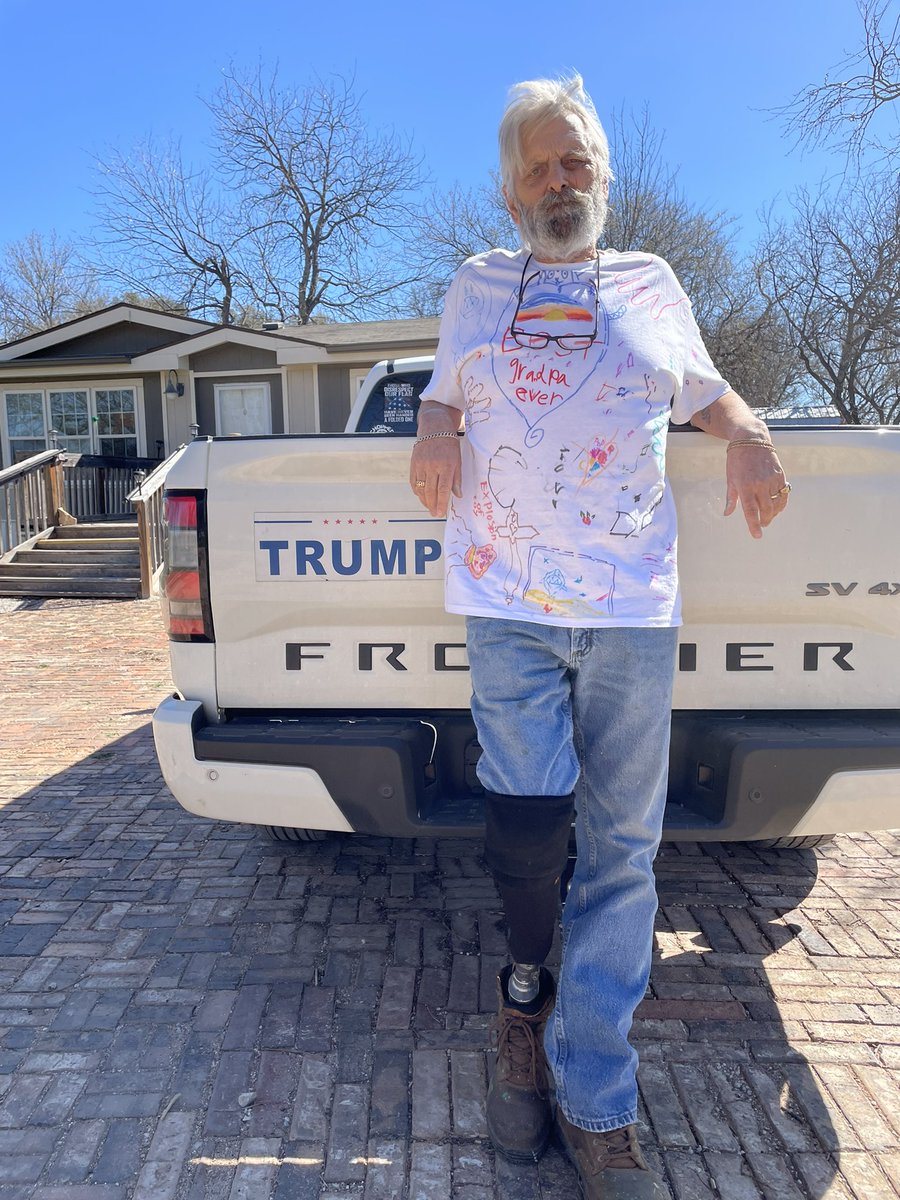 onefromtexas's tweet photo. @MrWhiplash_ @Mimi_Florida I climbed aboard the Trump Train long ago, and I will ride it to its final destination. https://t.co/CA7BKeYn5t