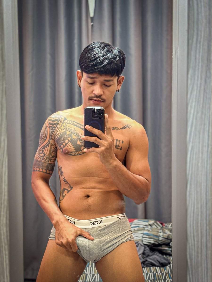 boyd_kittiwat's tweet photo. ช่างกลับมาแล้ว คิดถึงจังครับ 😘💦 https://t.co/kGI7BPjIb5