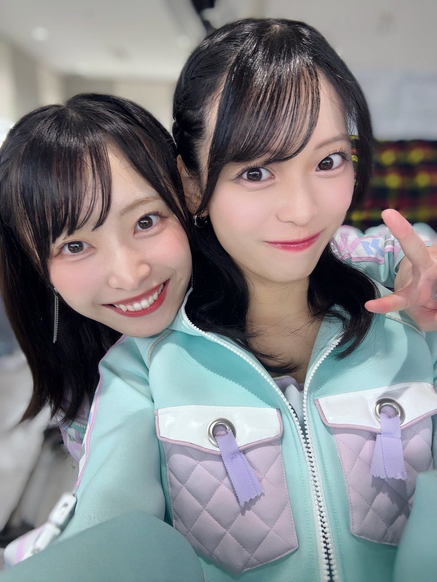saechan_akb48's tweet photo. ひゆかちゃんお誕生日おめでとう〜🦀🦖

いつも明るく場を盛り上げてくれて、
私が緊張してると優しく和ませてくれて、
一緒にいてとっても楽しい！！

素敵な一年になりますように⭐️お大事に… https://t.co/h1dPeIKKZI
