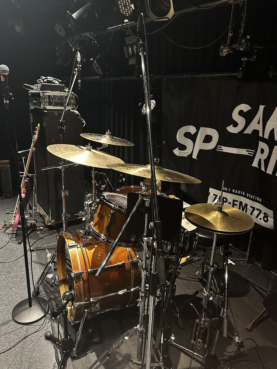 wyol24's tweet photo. ご飯食べる時に、シンバルの試奏動画を見てしまう
ライドほしいな〜
(ライブでは俺のセットを使っていただいてます) https://t.co/fJwpdBaMcl
