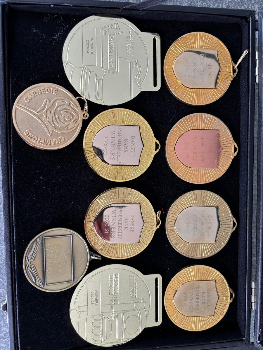 OfficialBlues's tweet photo. There will be some fantastic collector's items up for auction at Saturday’s evening of appreciation for Linfield stalwart Terry Hayes.

- Matchworn Glenn Ferguson shirt signed by the entire 1999-2000 squad
- Signed Northern Ireland shirt
- A selection of Terry's medals

Tickets for what's sure to be a great evening at the Crowne Plaza Belfast can be purchased online *but must be purchased before tomorrow evening*👇

https://t.co/OWKe3TWBQz