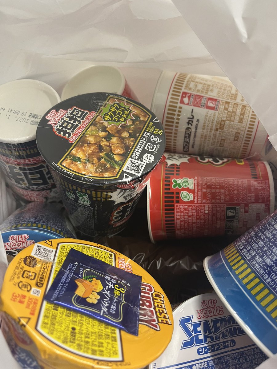 sxao7_'s tweet photo. ゲーセンで26個もとった https://t.co/Sy59TMdNo7