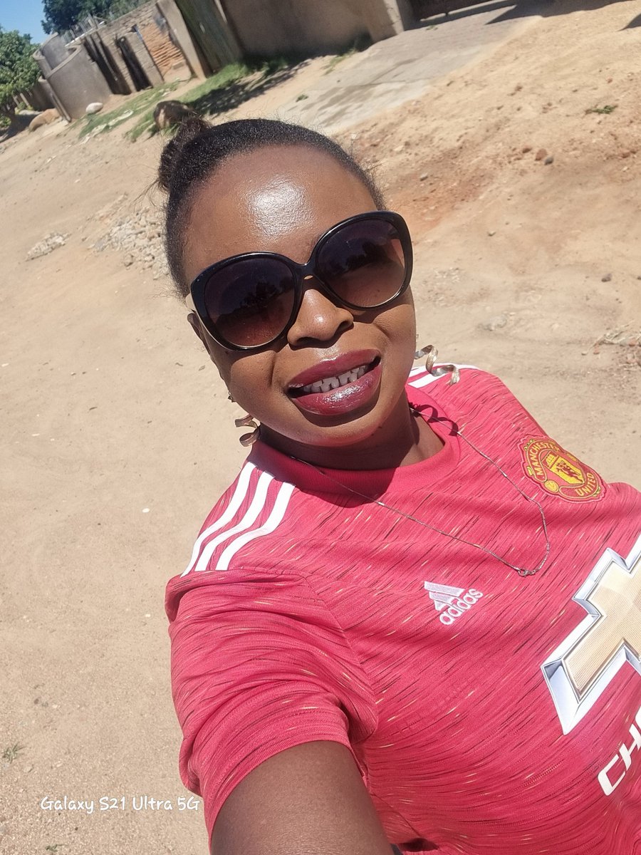 dhambilicious's tweet photo. Nhamo yemumwe hairambirwe sadza https://t.co/QSBXx18nJC