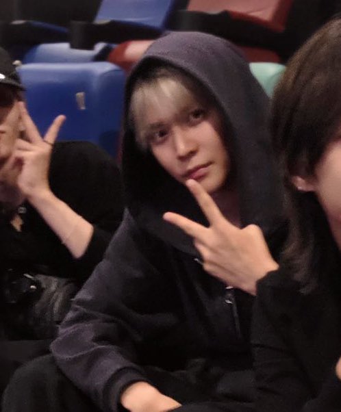 D0LT319's tweet photo. 😆✌🏻 https://t.co/o3dr6irhqF