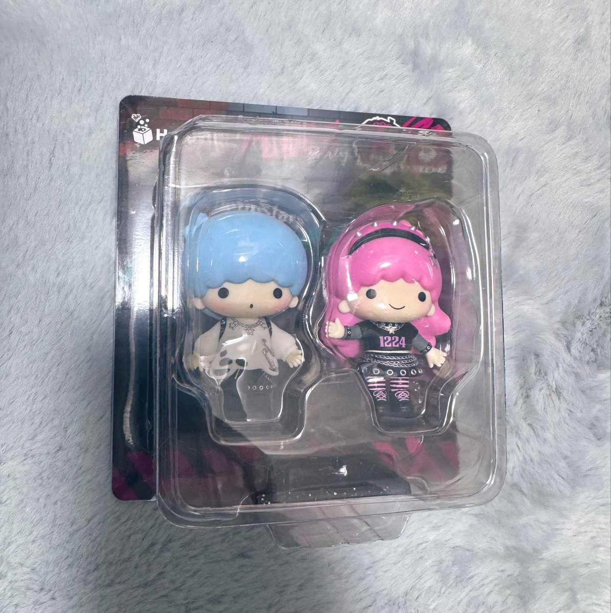 P_pi_pip's tweet photo. 【交換】サンリオ happyくじ ハッピーくじ Sanrio characters PUNKS Party 〜Halloween2026〜　A賞フィギュア

譲:リトルツインスターズ キキララ

求:ポチャッコ

都内手渡しor郵送
検索からも気軽にお声掛けください🙌 https://t.co/2ltYFwP6Tt